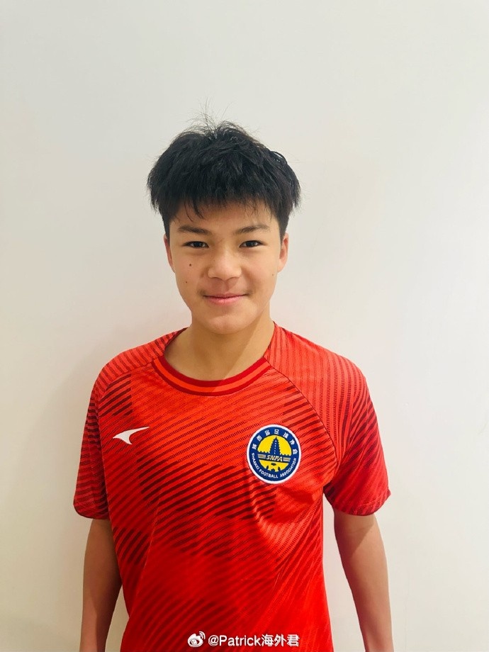 博主：劉凱源本賽季西班牙加泰U16優(yōu)選聯(lián)賽首發(fā)18次，已打入9球